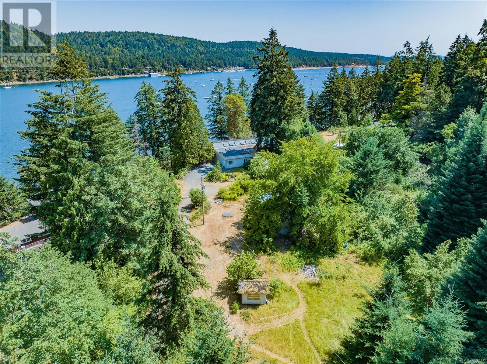 5030 Limberis Dr