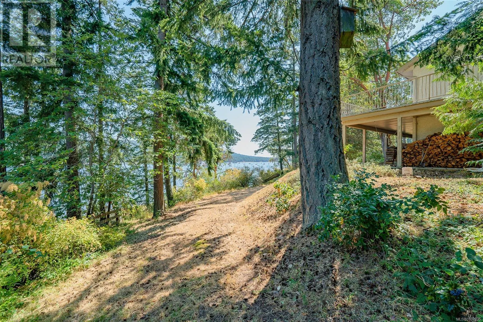 5030 Limberis Dr