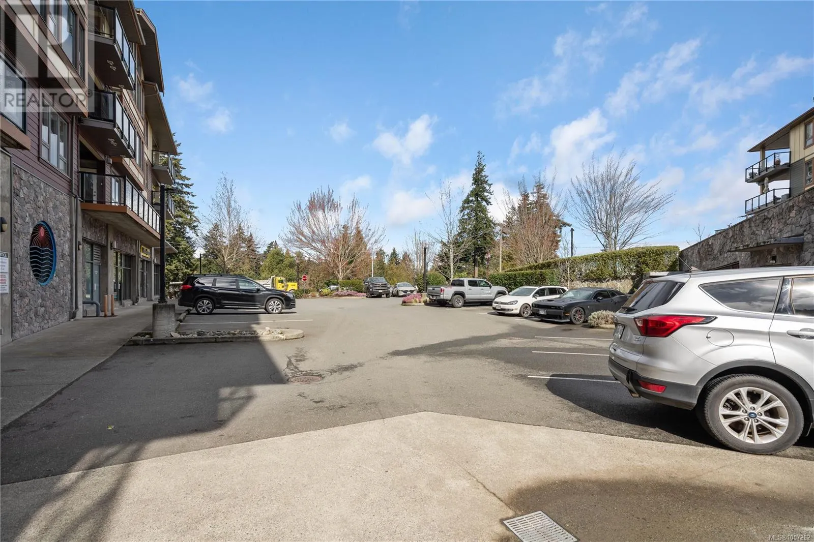 209 3220 Jacklin Rd
