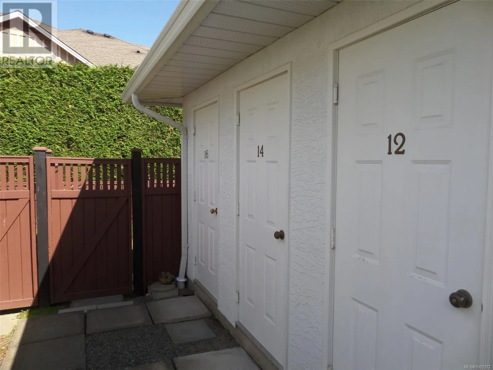 14 2458 Labieux Rd