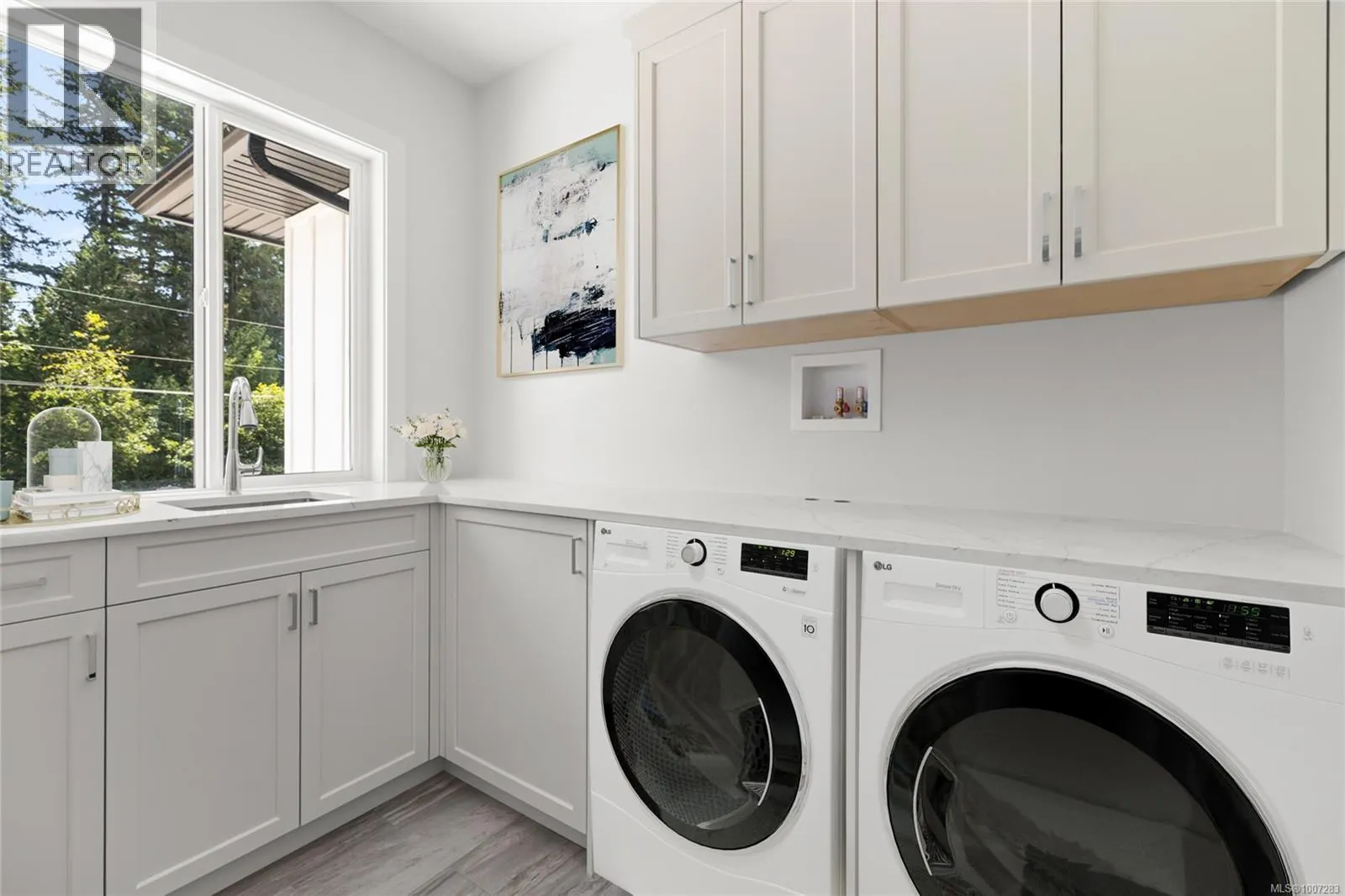 2600 Craven Cres