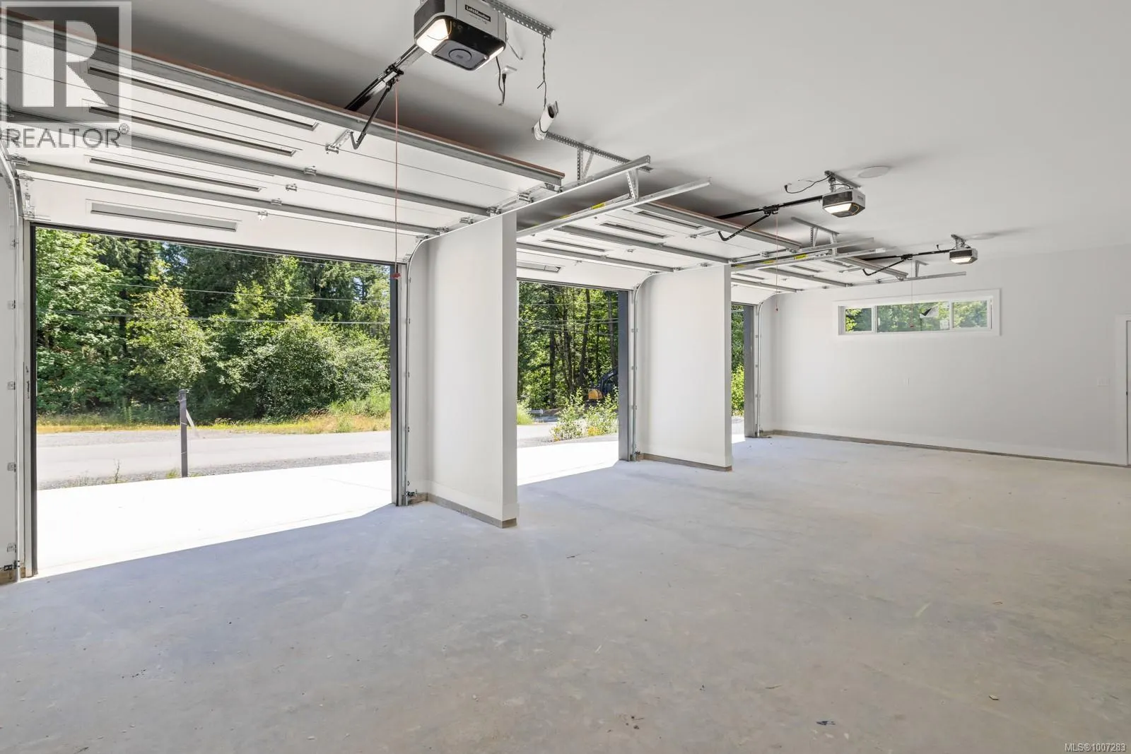 2600 Craven Cres