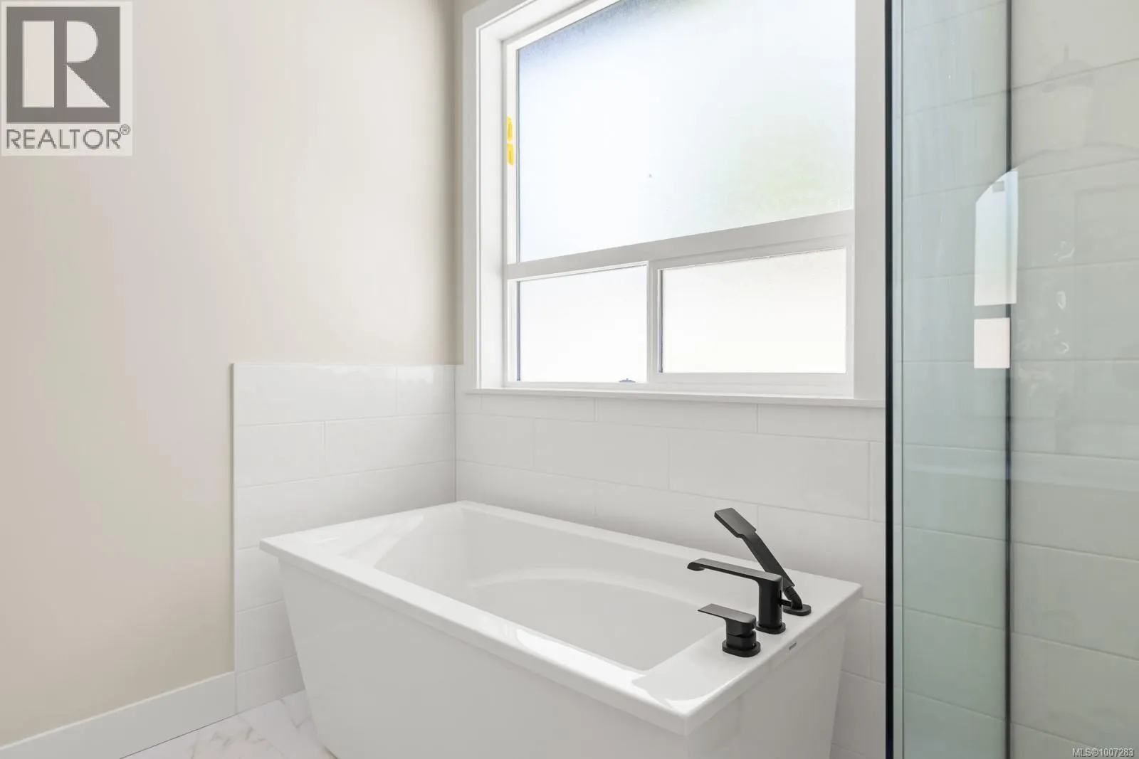 2600 Craven Cres