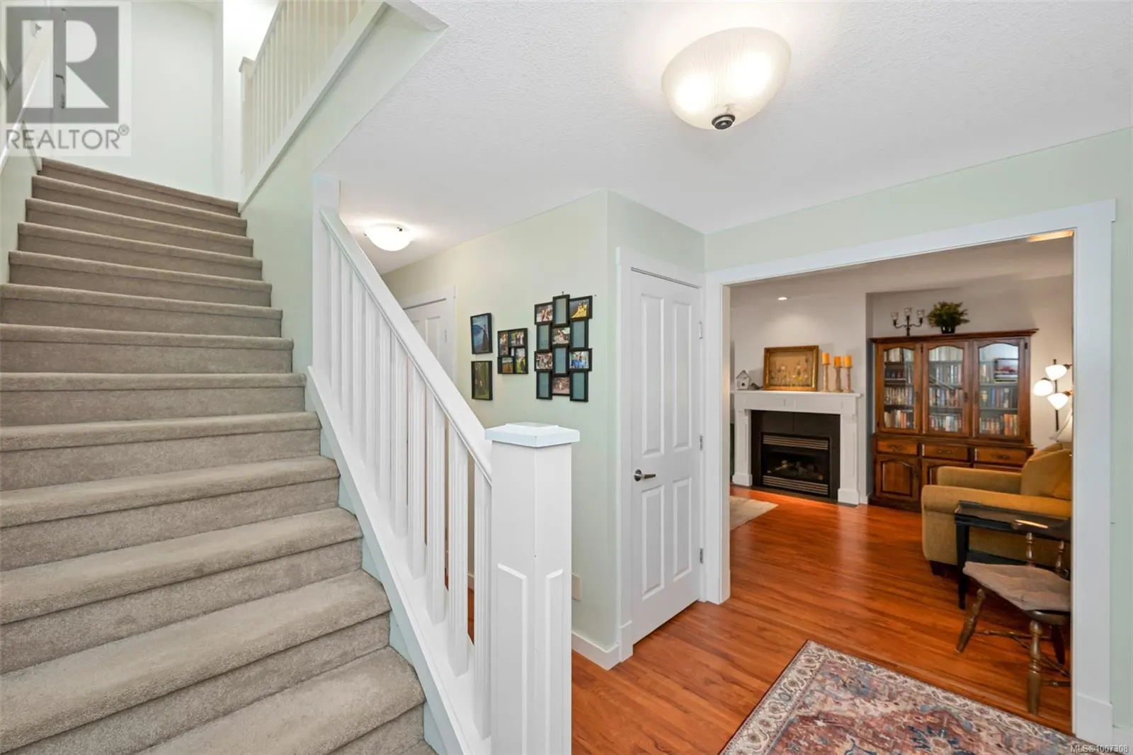 6297 Averill Dr