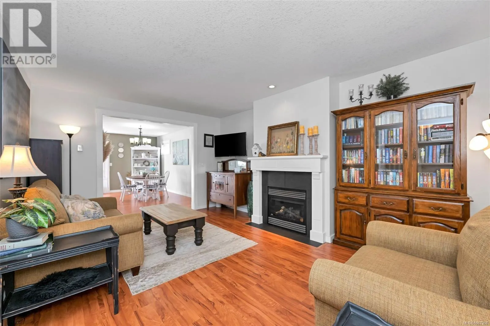 6297 Averill Dr