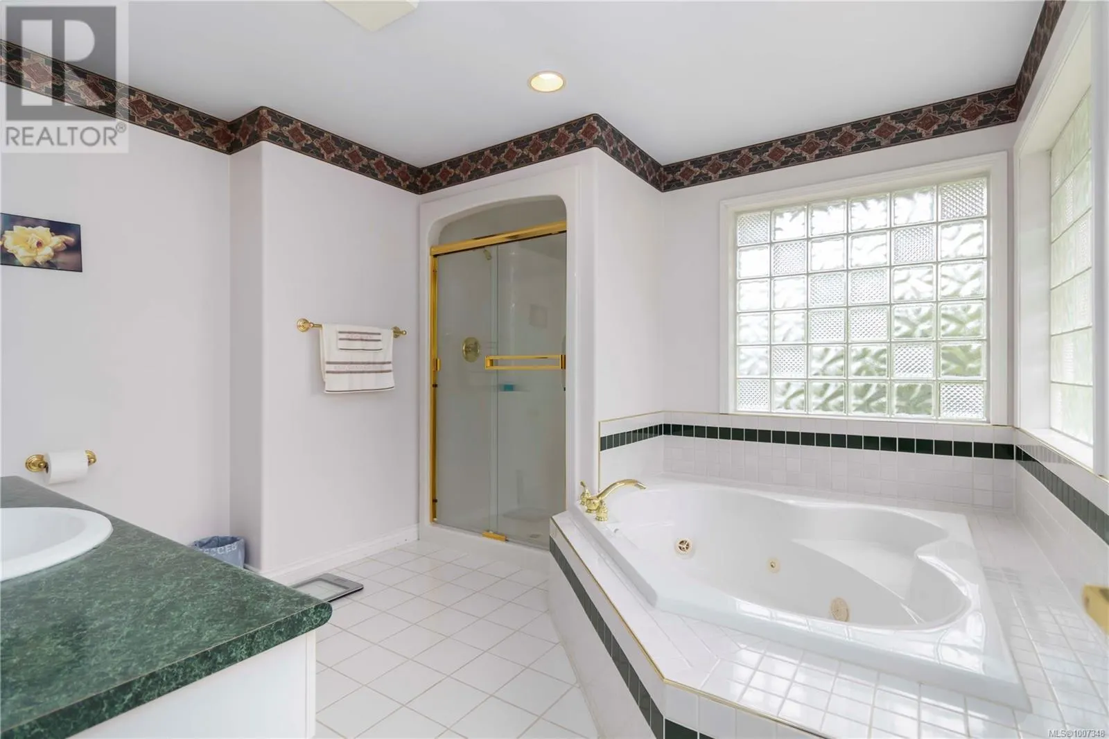 2350 Setchfield Ave