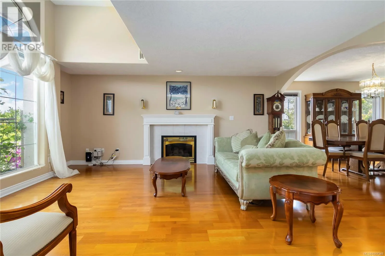 2350 Setchfield Ave