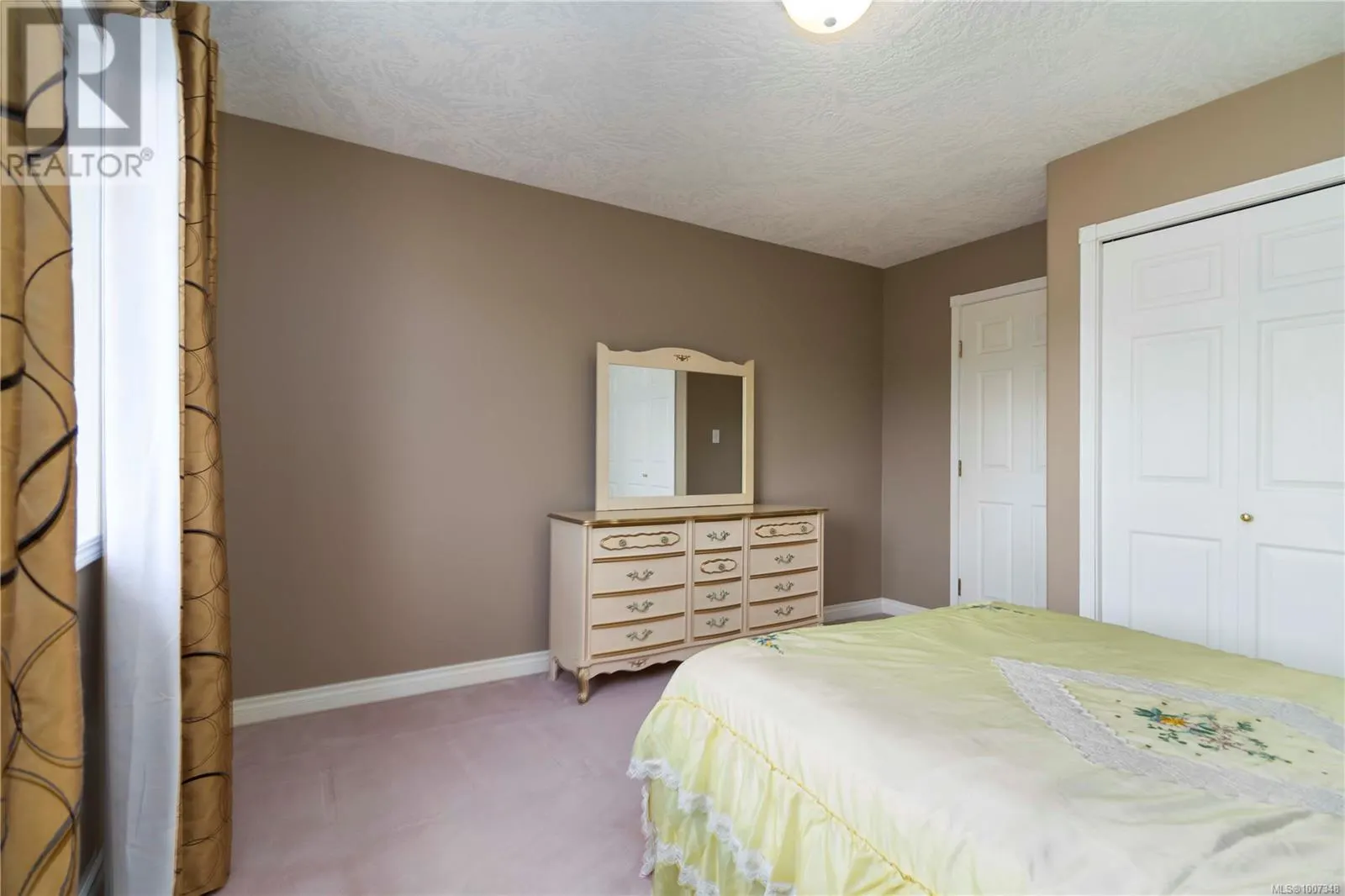 2350 Setchfield Ave