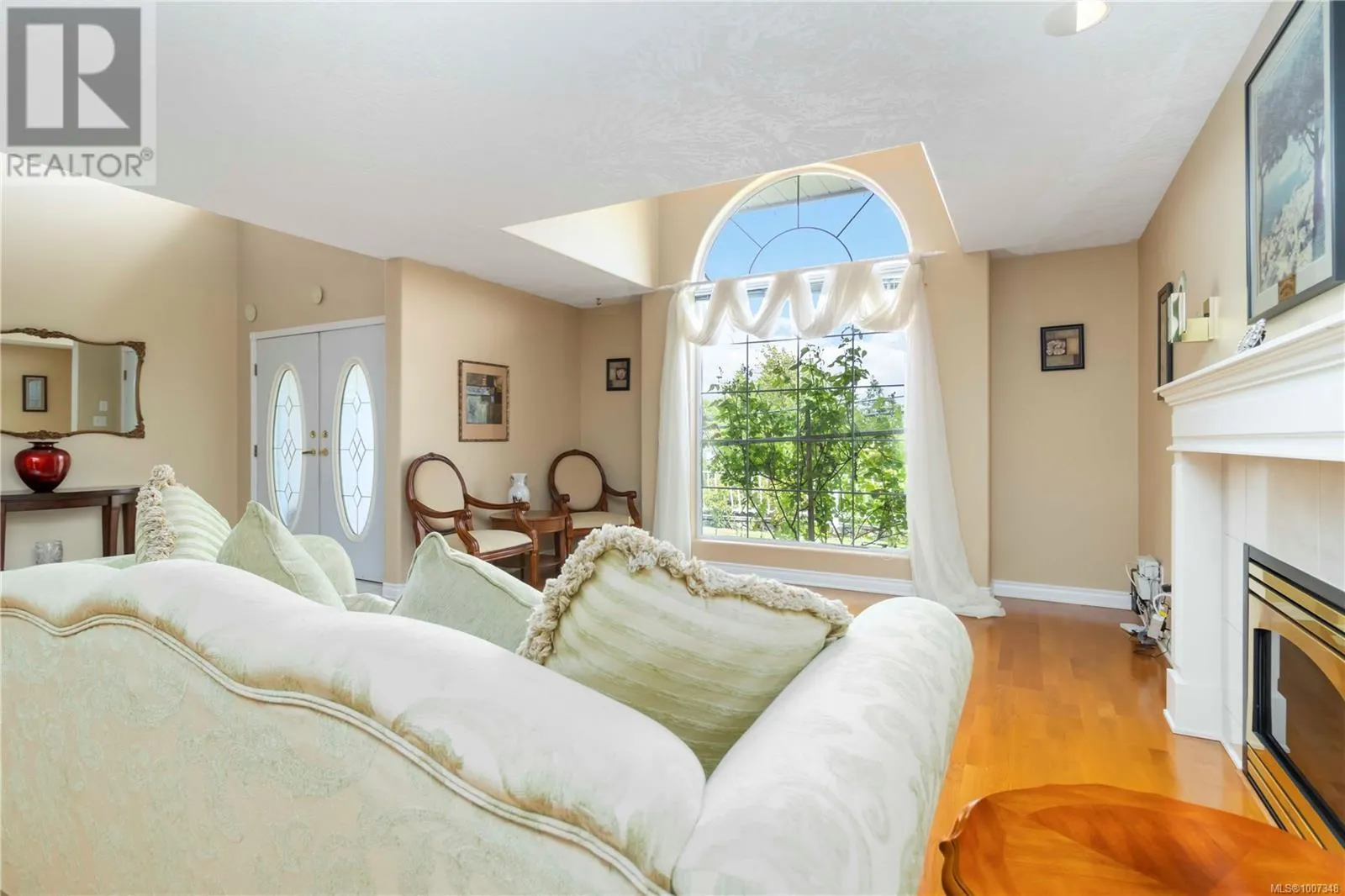 2350 Setchfield Ave
