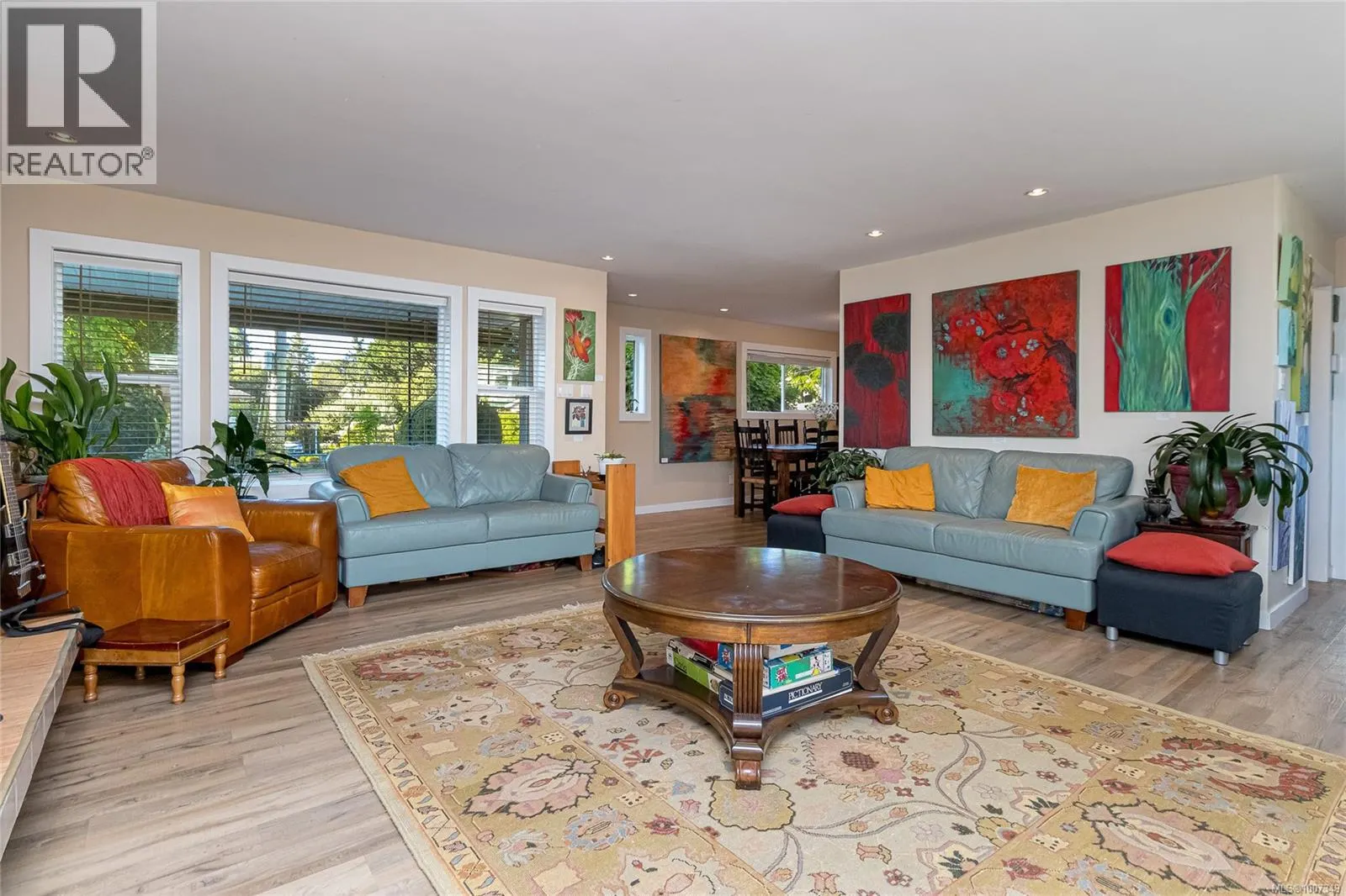 862 Canterbury Rd