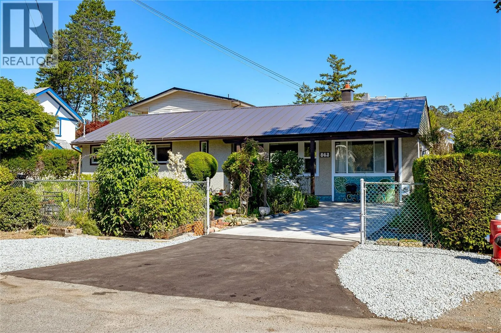 862 Canterbury Rd