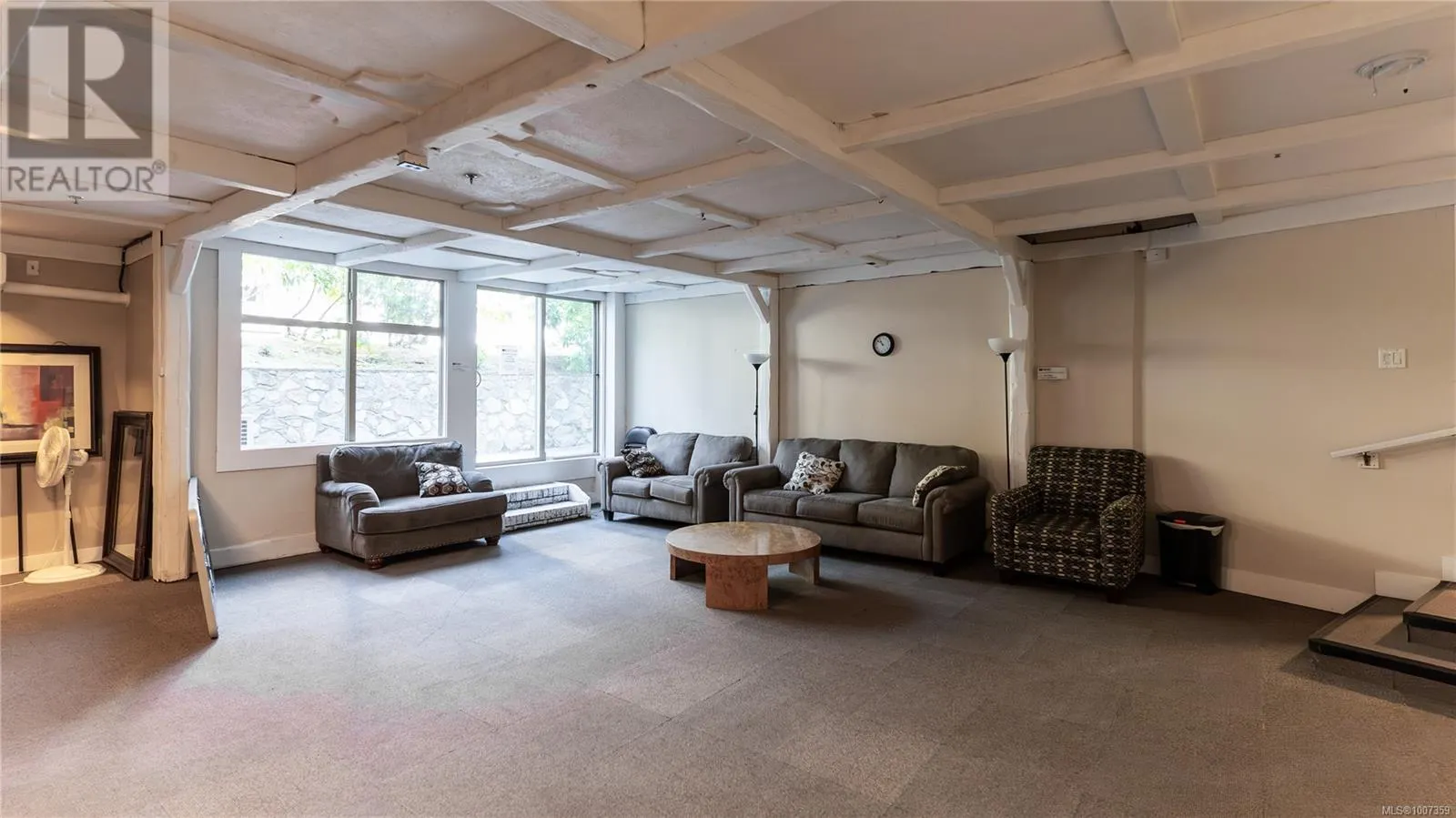 207 1419 Stadacona Ave