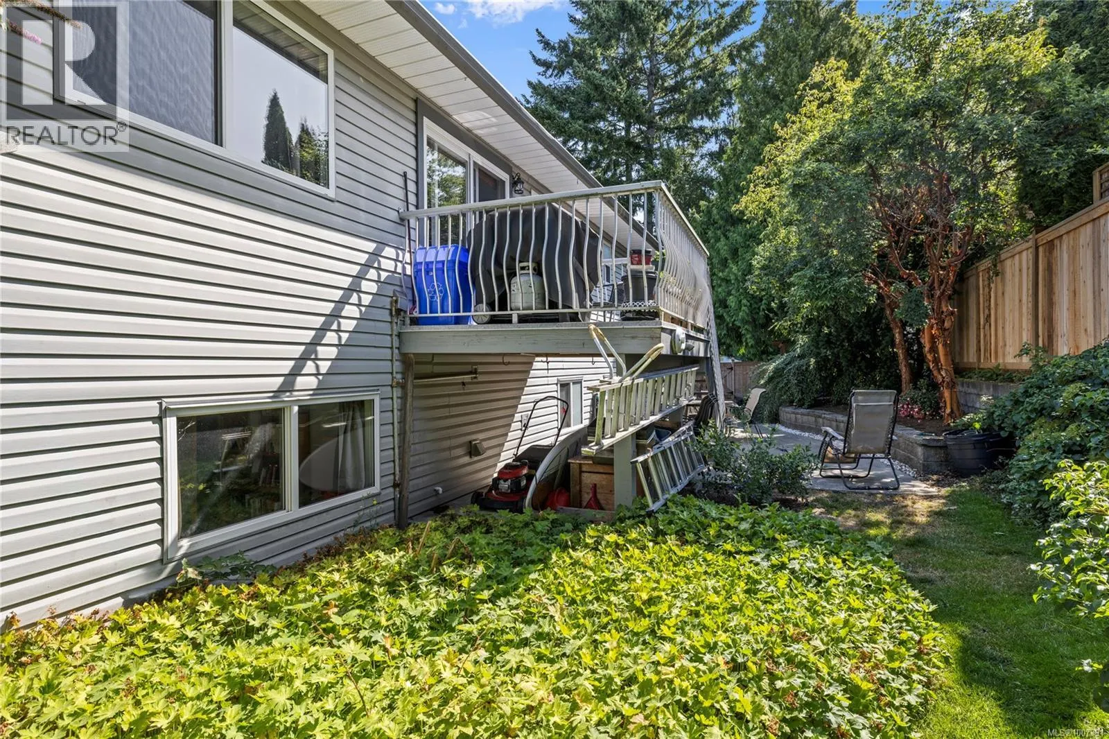 626 Tyee Cres