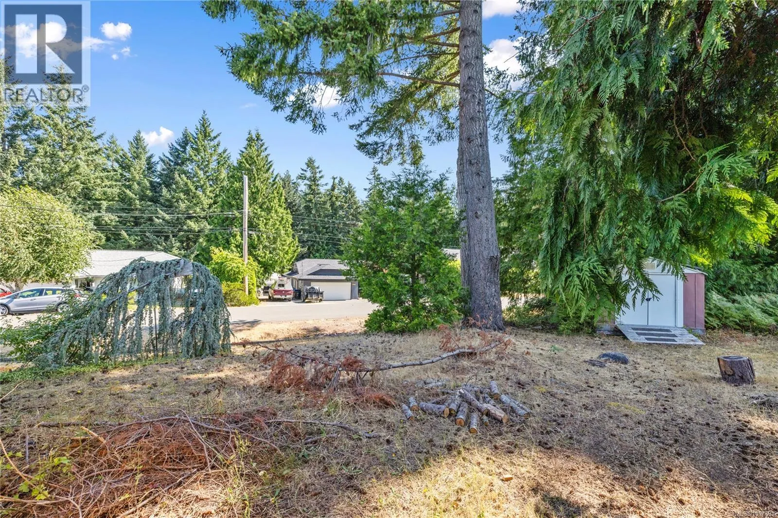 626 Tyee Cres