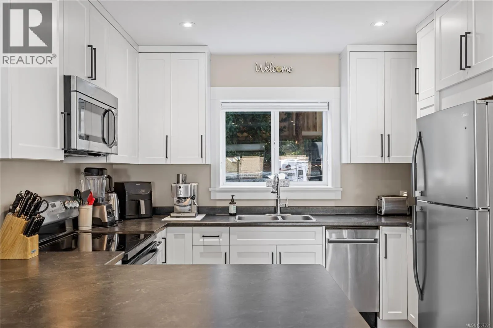 626 Tyee Cres