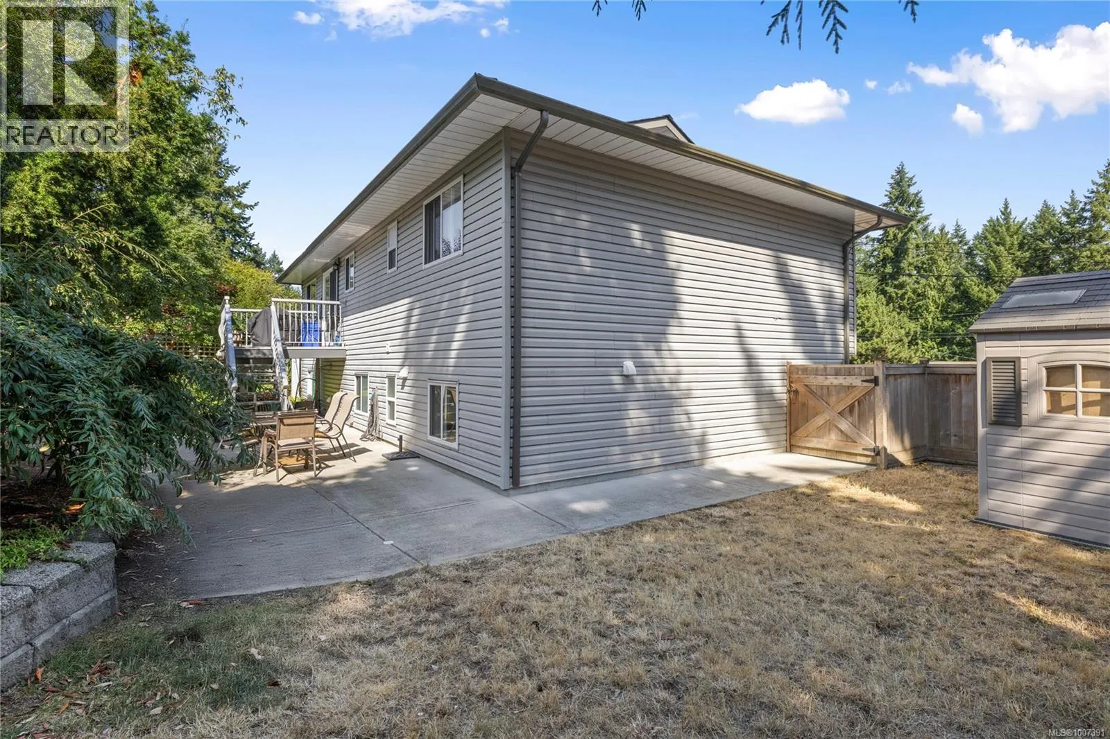 626 Tyee Cres