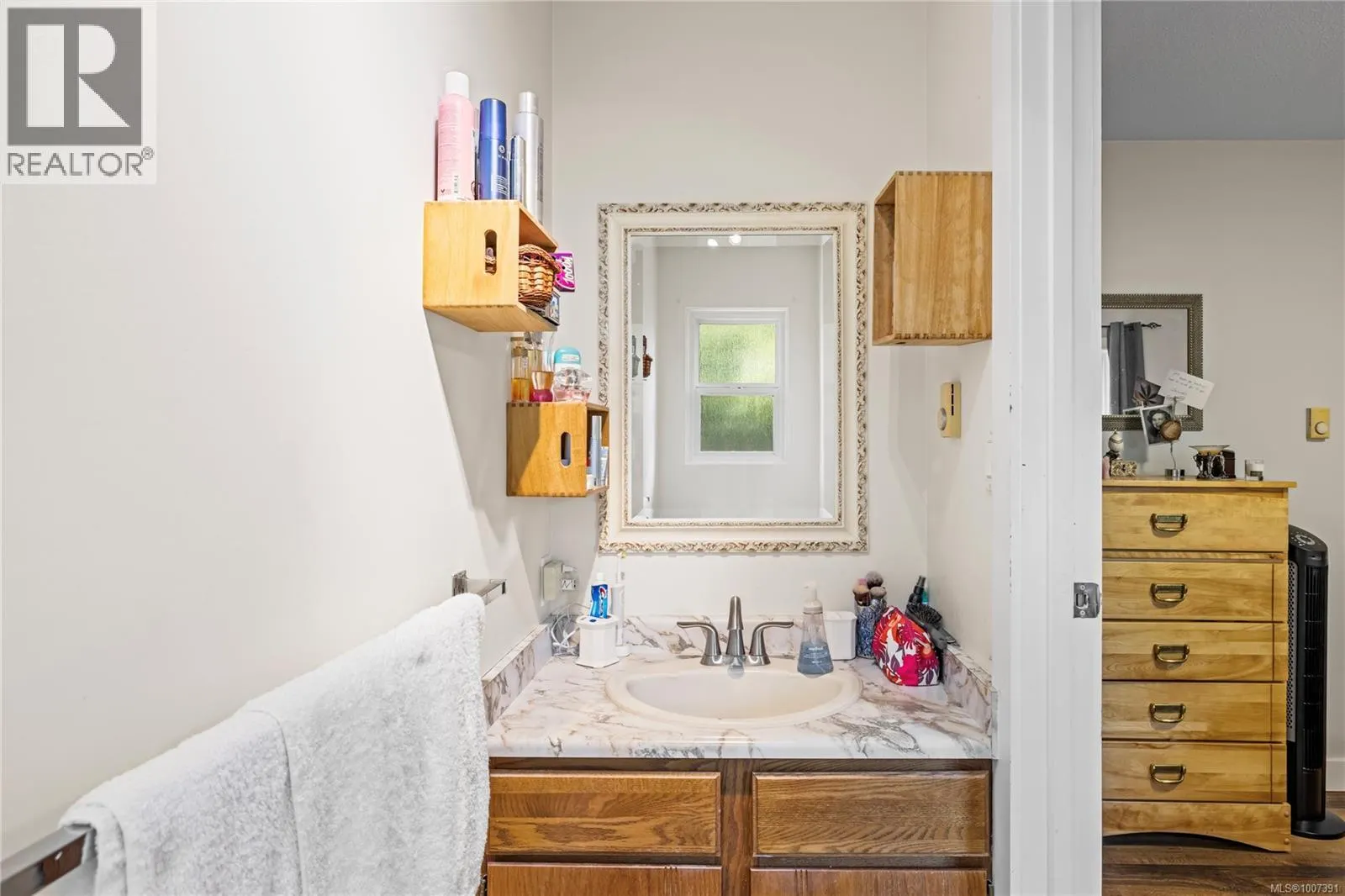 626 Tyee Cres