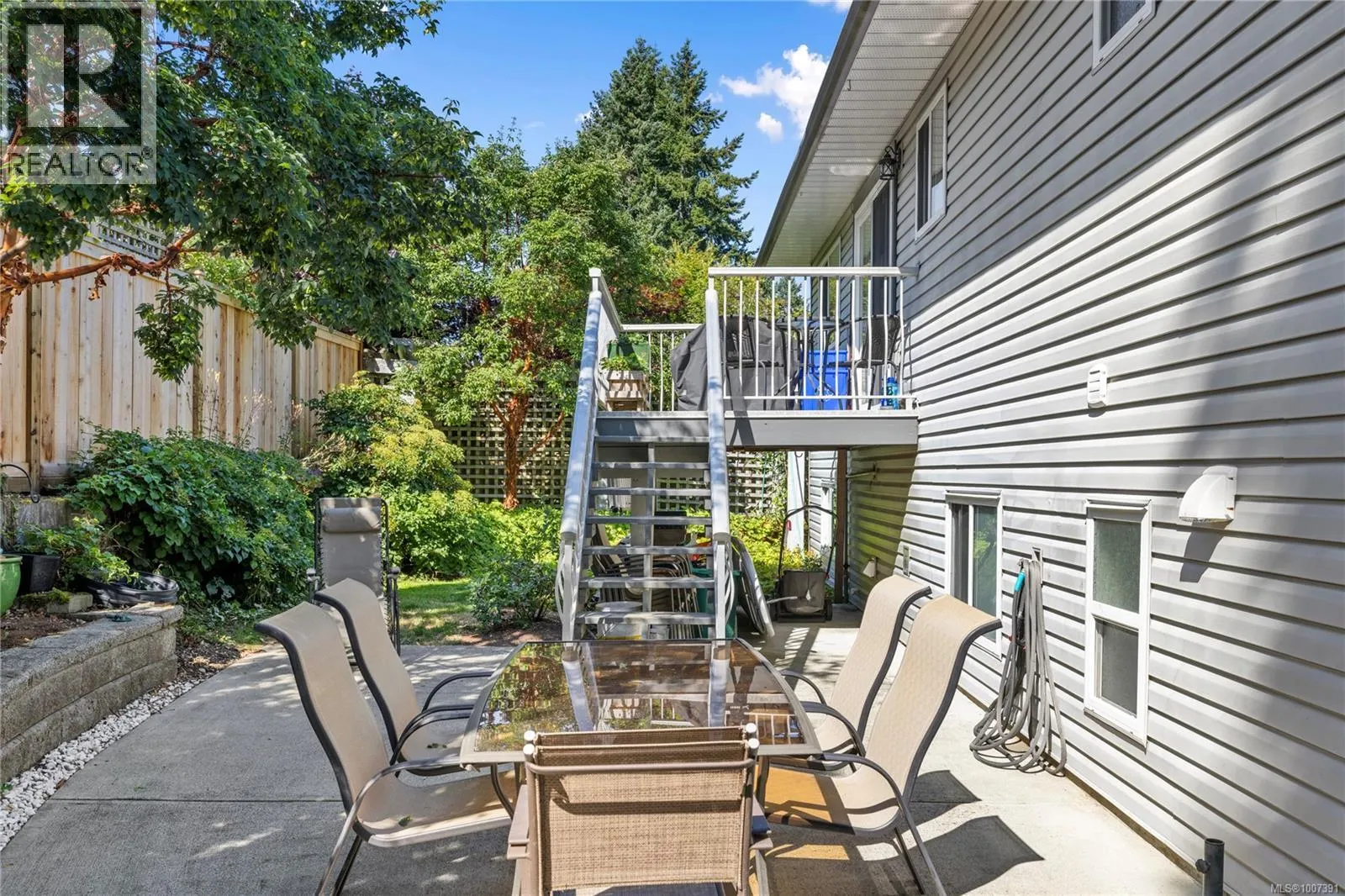 626 Tyee Cres