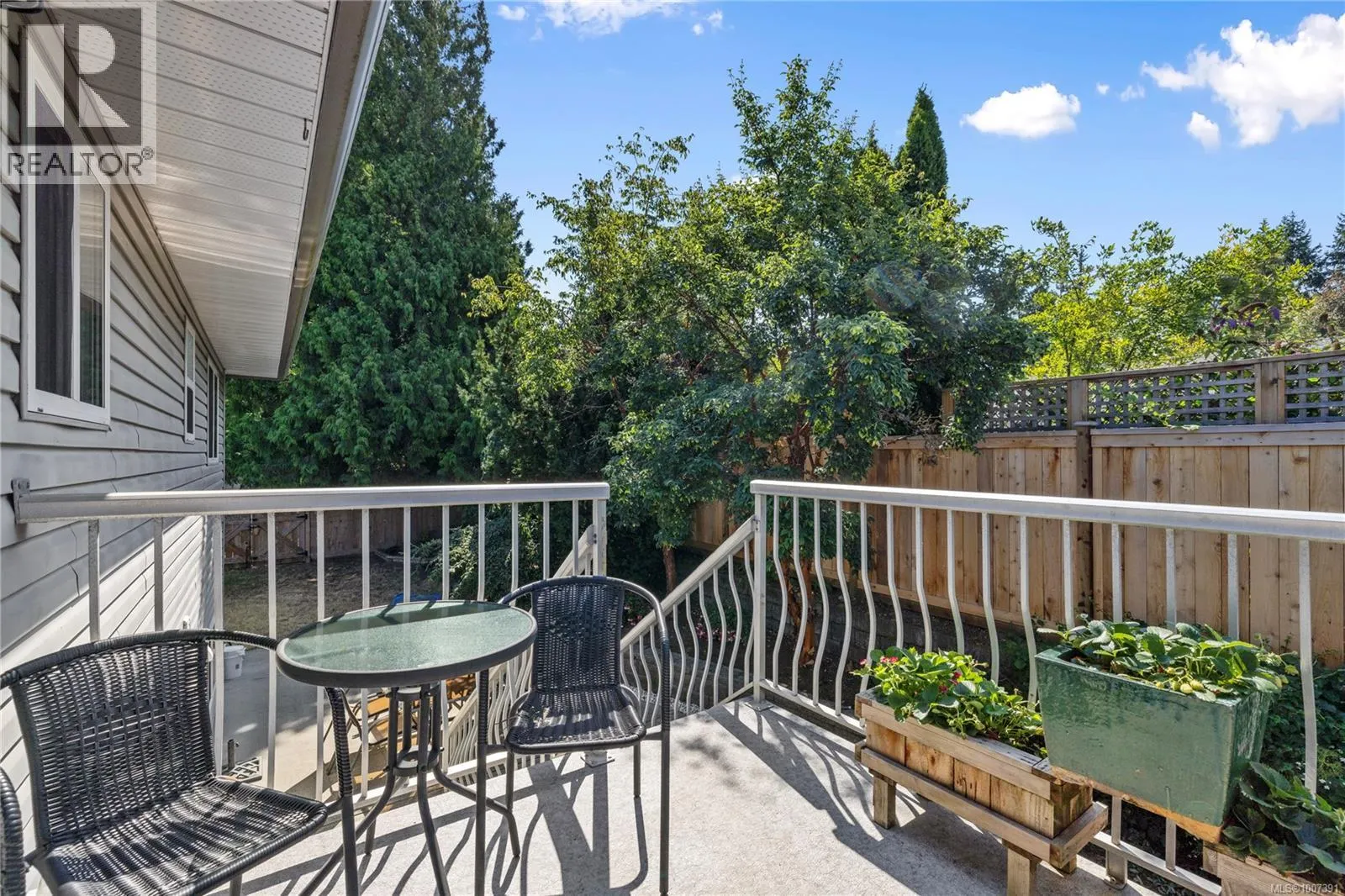 626 Tyee Cres