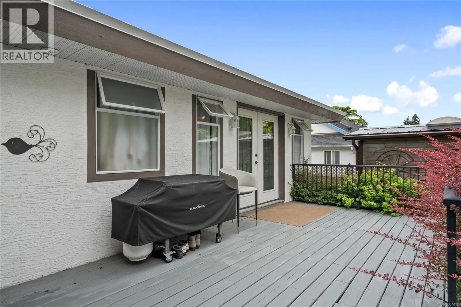 1072 Roberton Blvd
