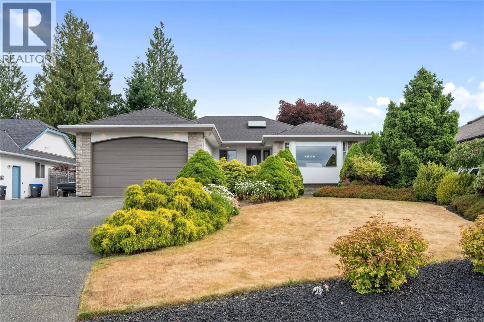 1072 Roberton Blvd