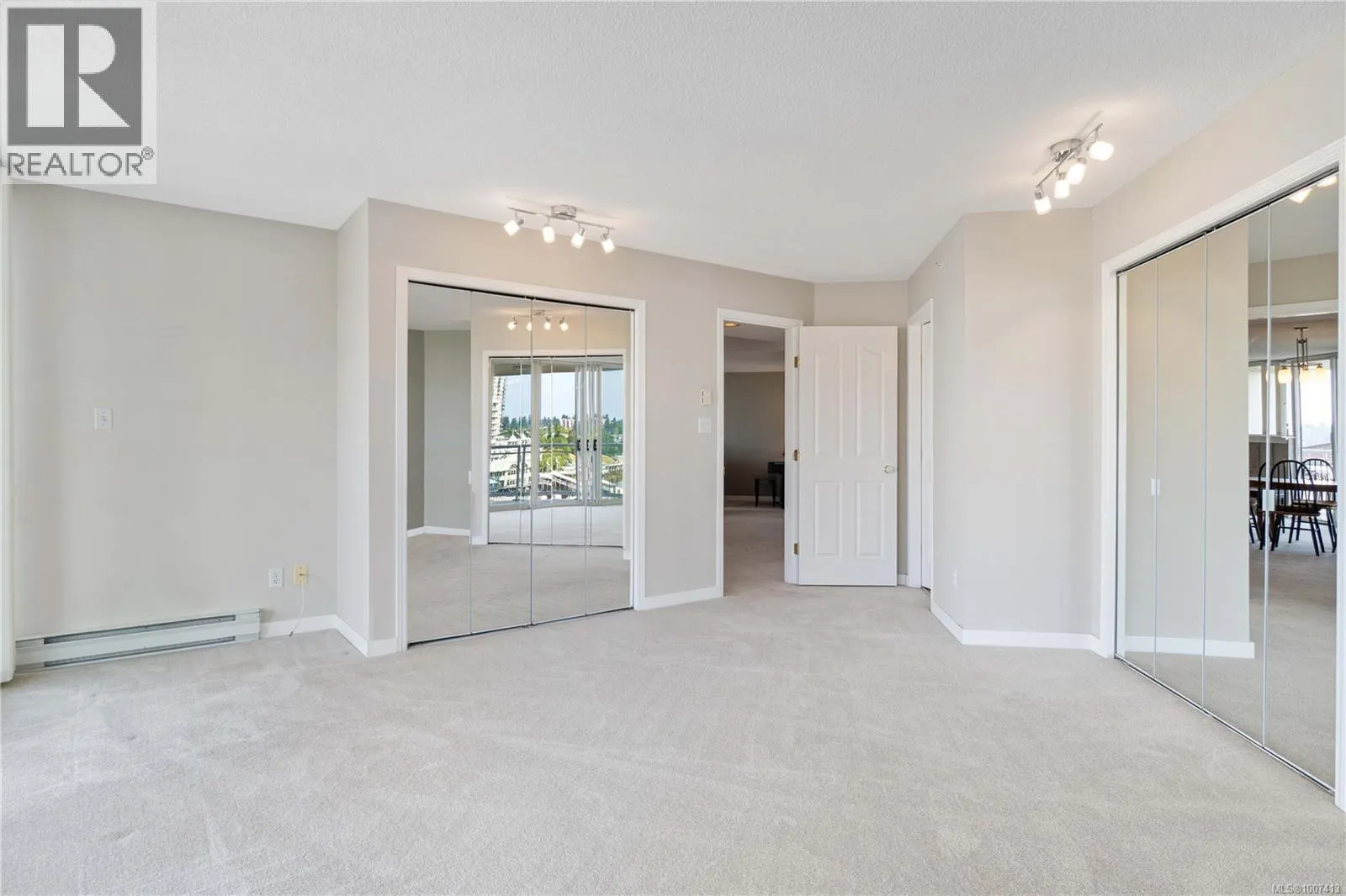 604 154 Promenade Dr