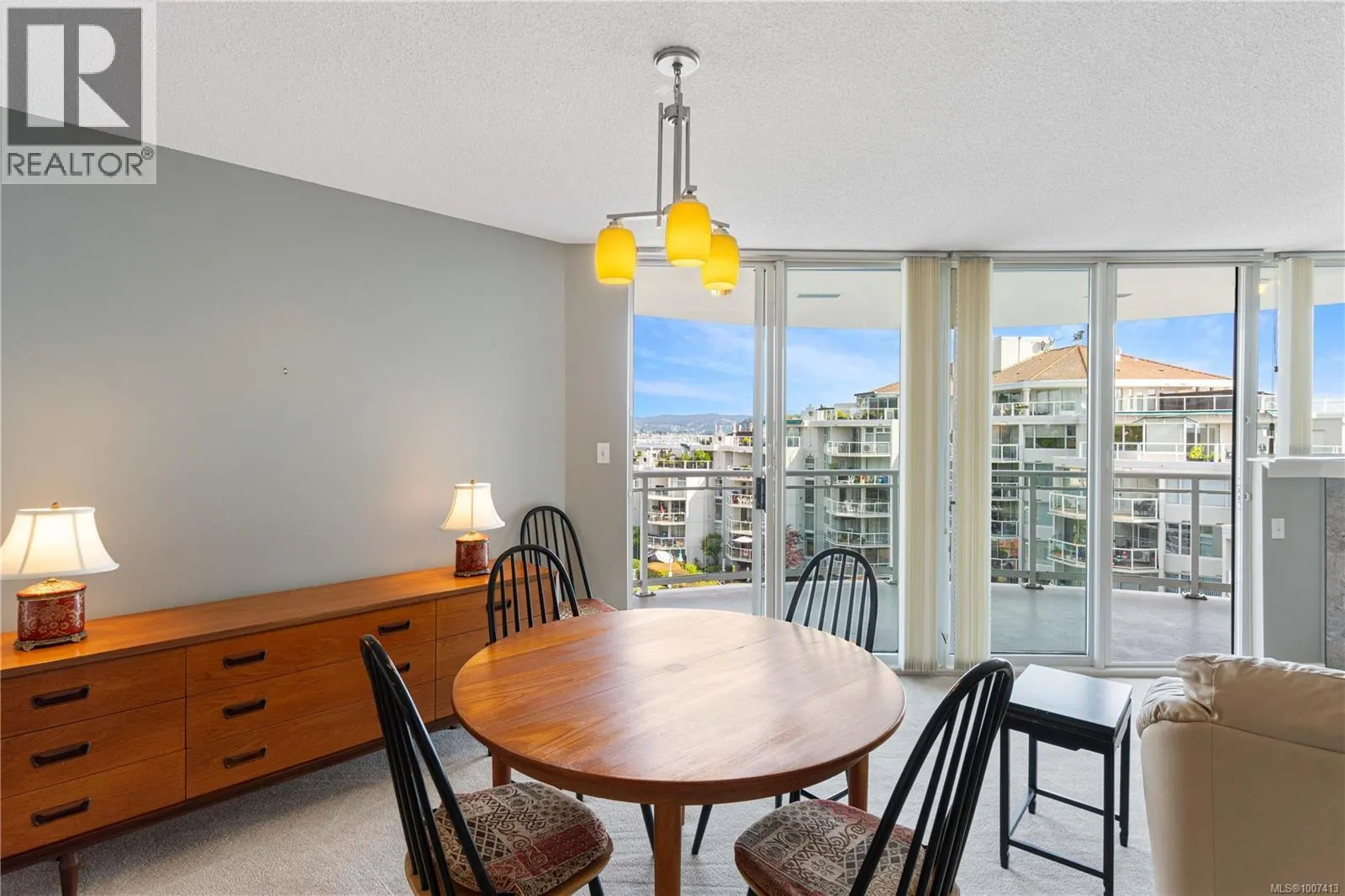 604 154 Promenade Dr