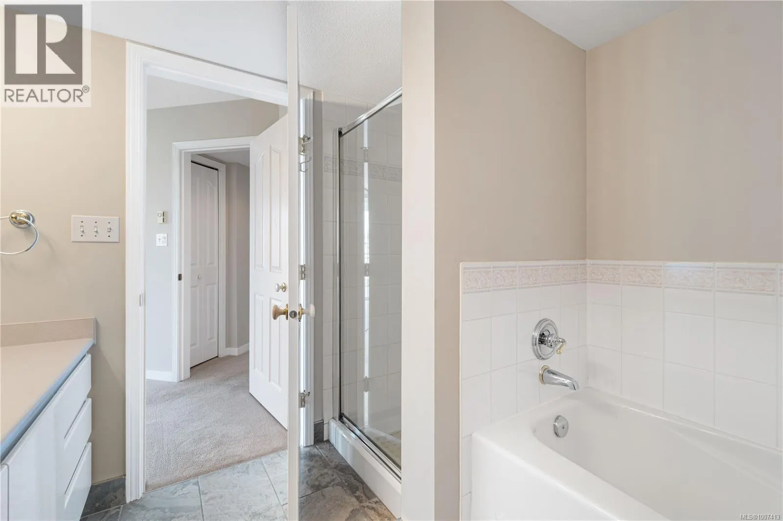 604 154 Promenade Dr
