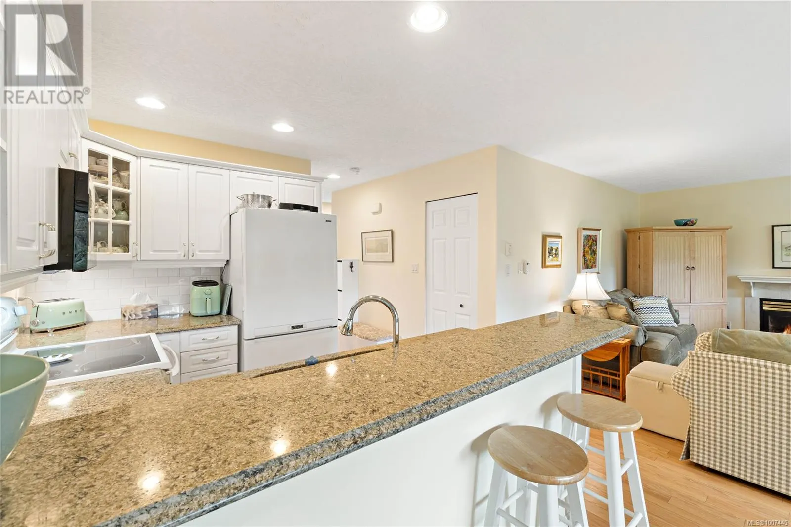 1651 Abbey Rd