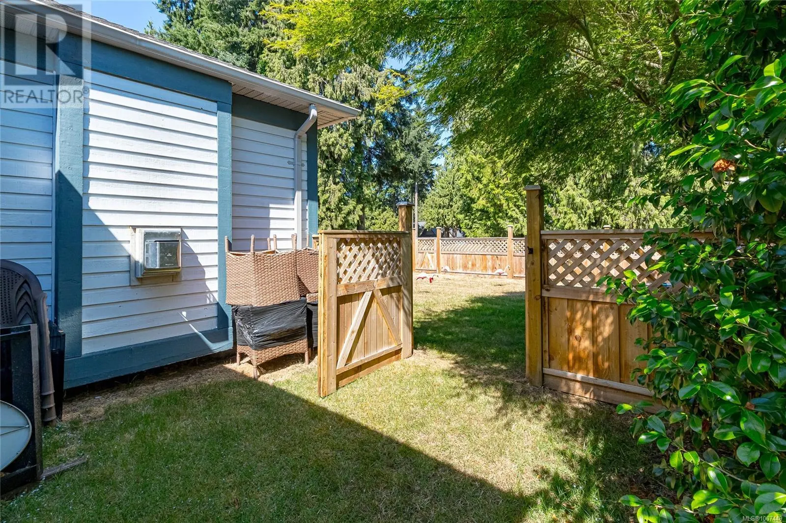 519 Seaward Way