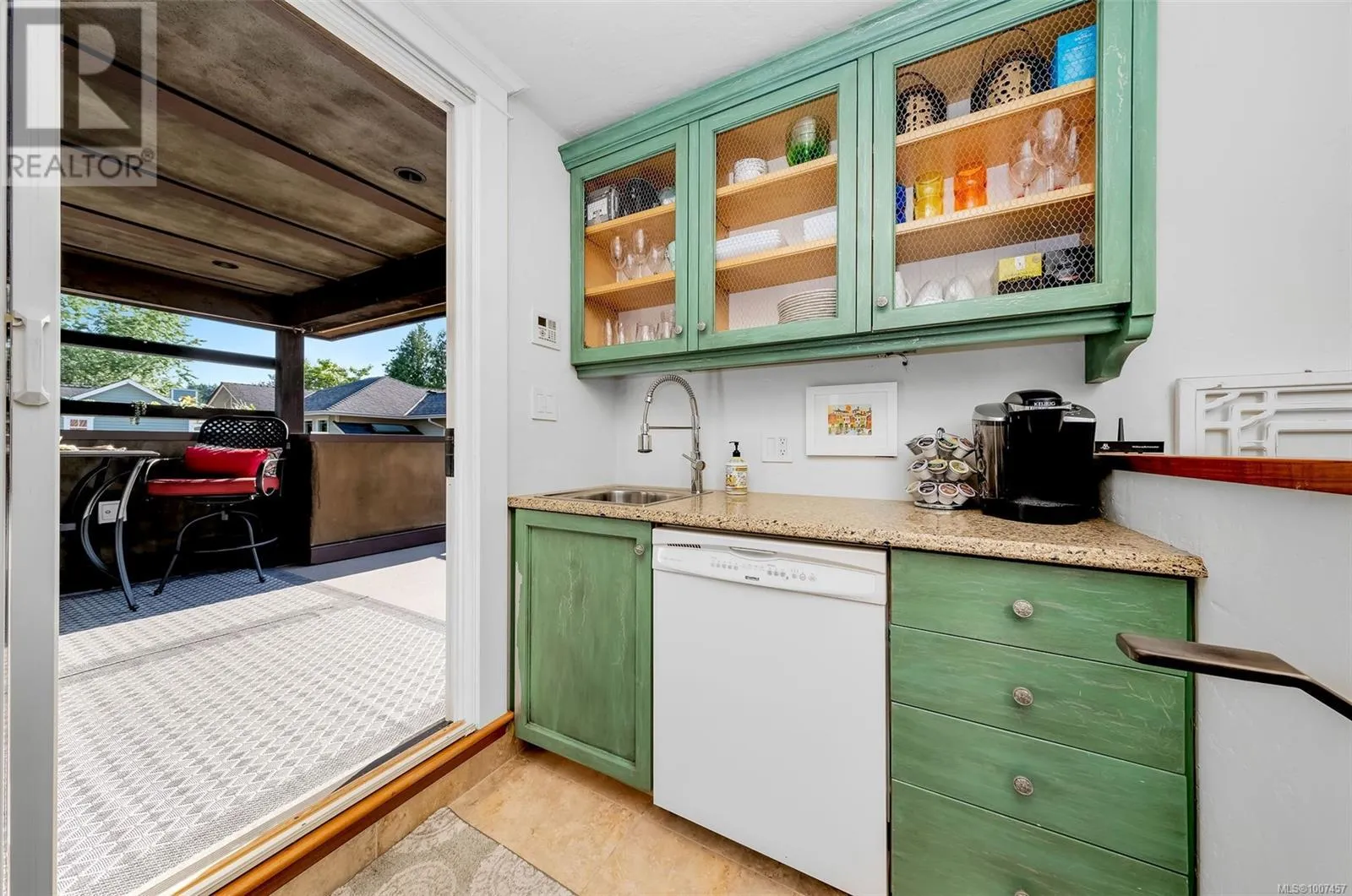 5388 Parker Ave