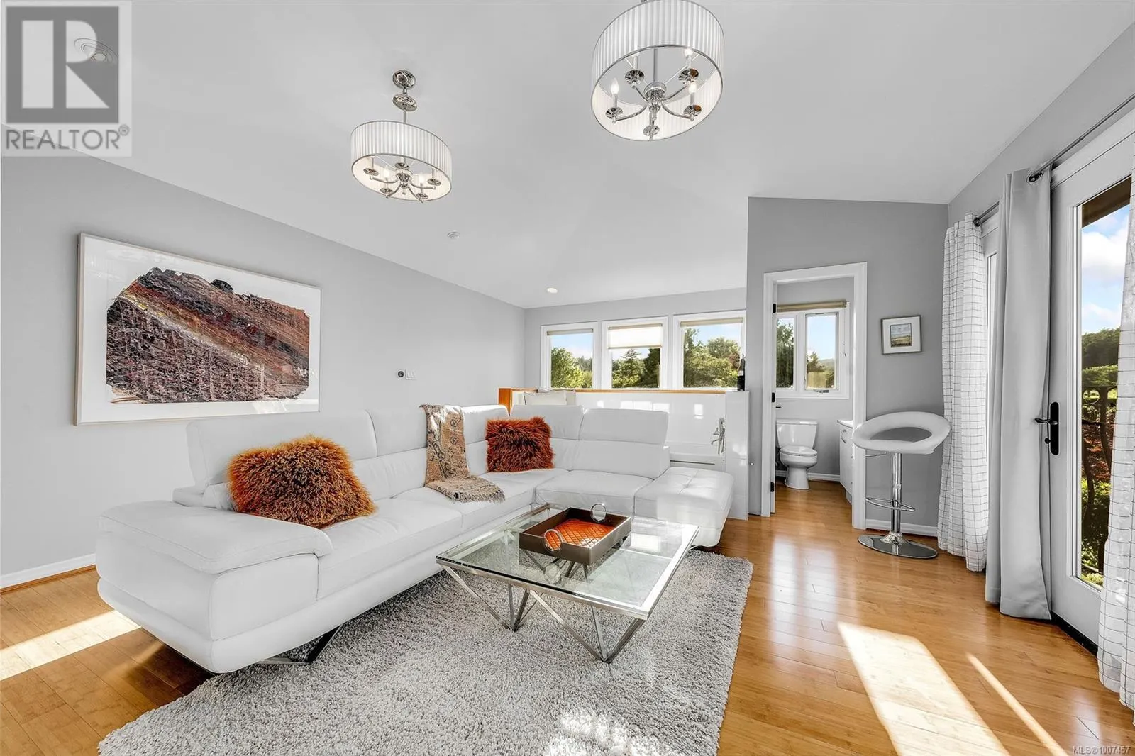 5388 Parker Ave