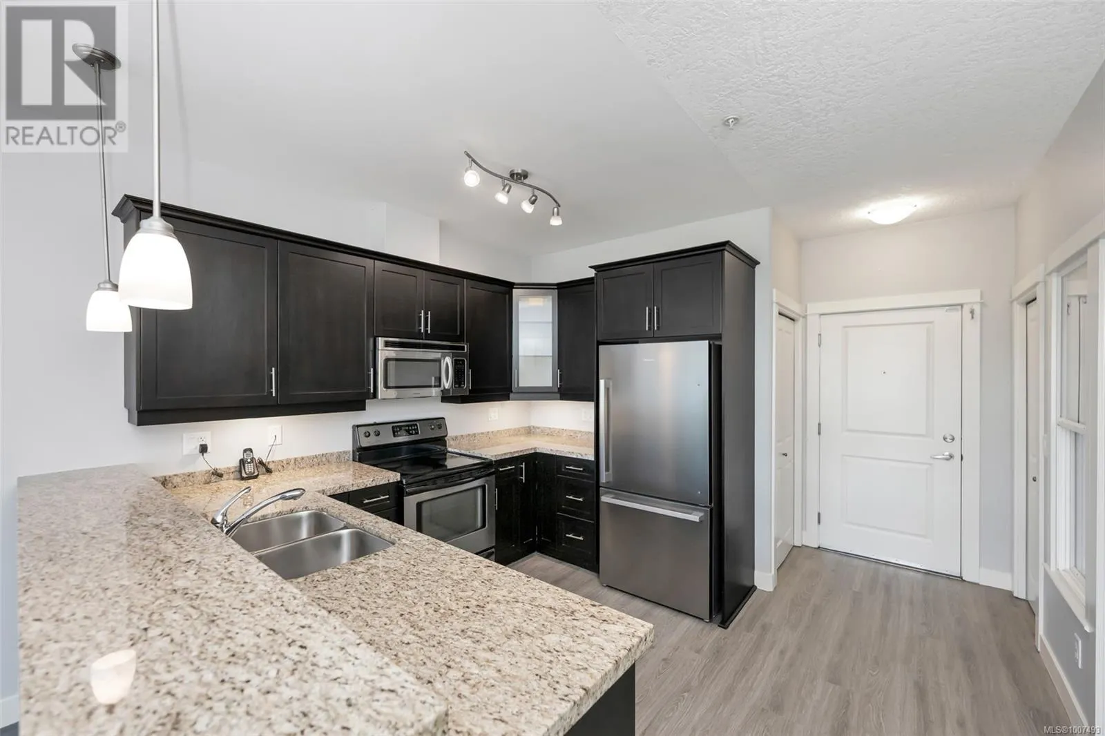 406 2710 Jacklin Rd