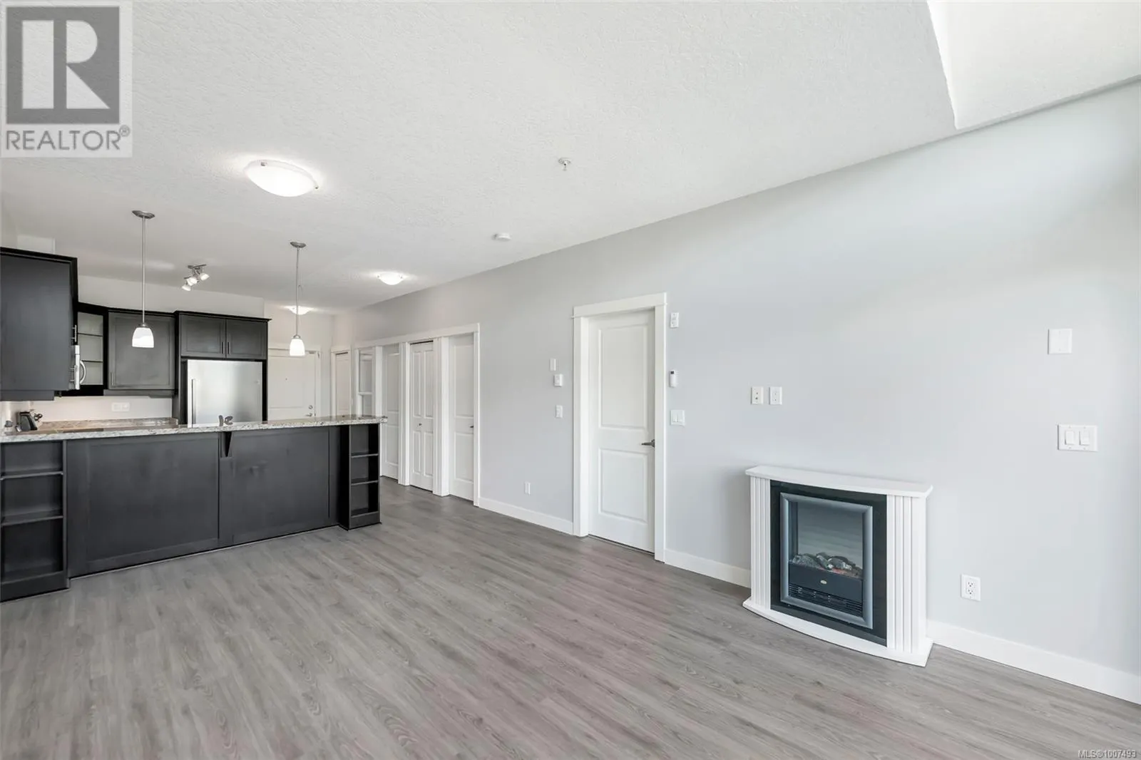 406 2710 Jacklin Rd