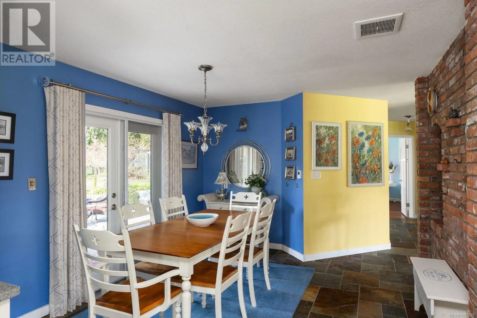 10807 Madrona Dr
