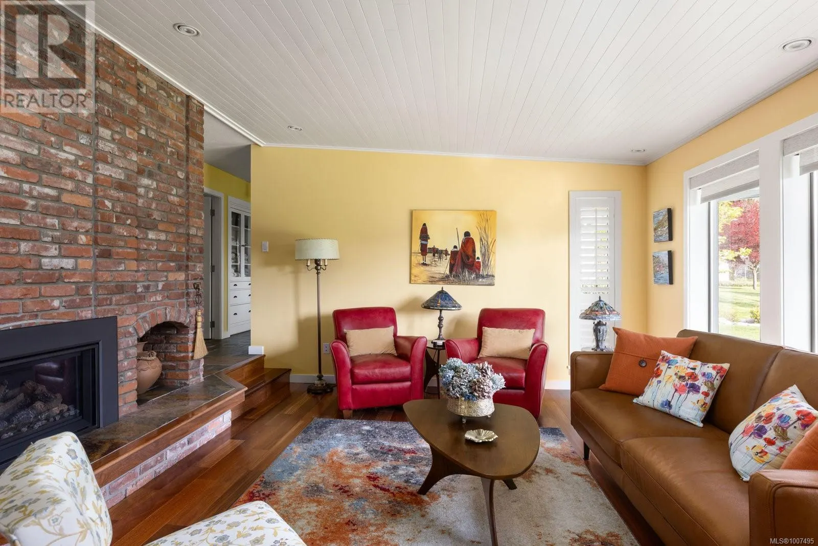 10807 Madrona Dr