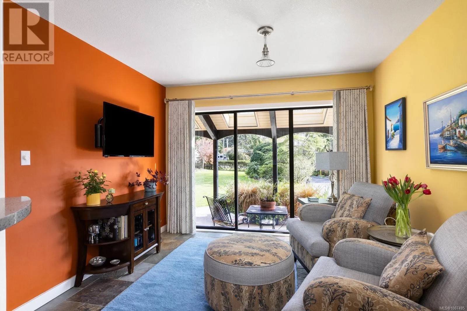 10807 Madrona Dr