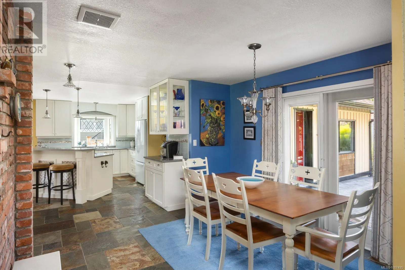 10807 Madrona Dr