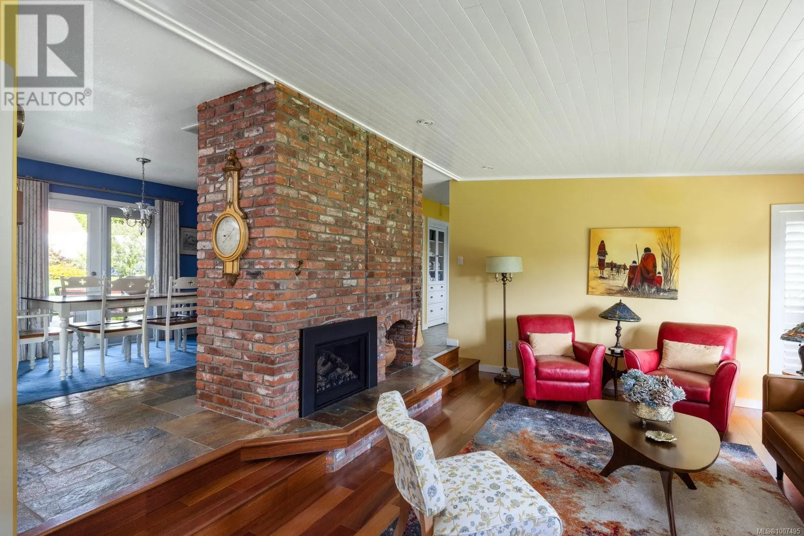10807 Madrona Dr