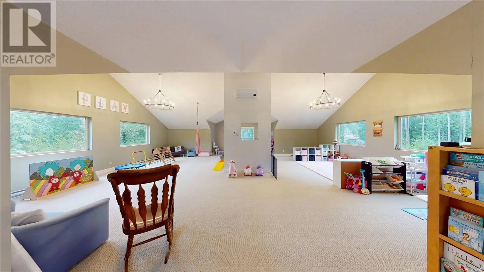 907 Hemsworth Rd