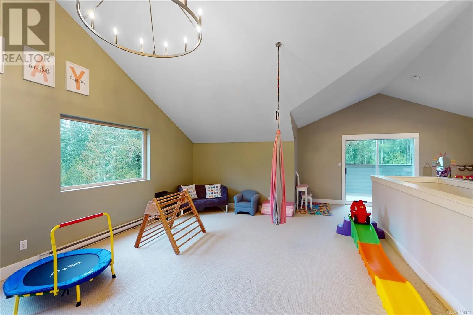 907 Hemsworth Rd