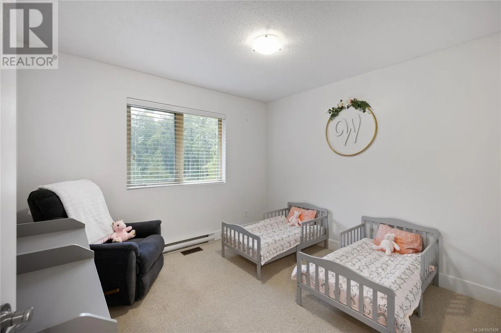 907 Hemsworth Rd
