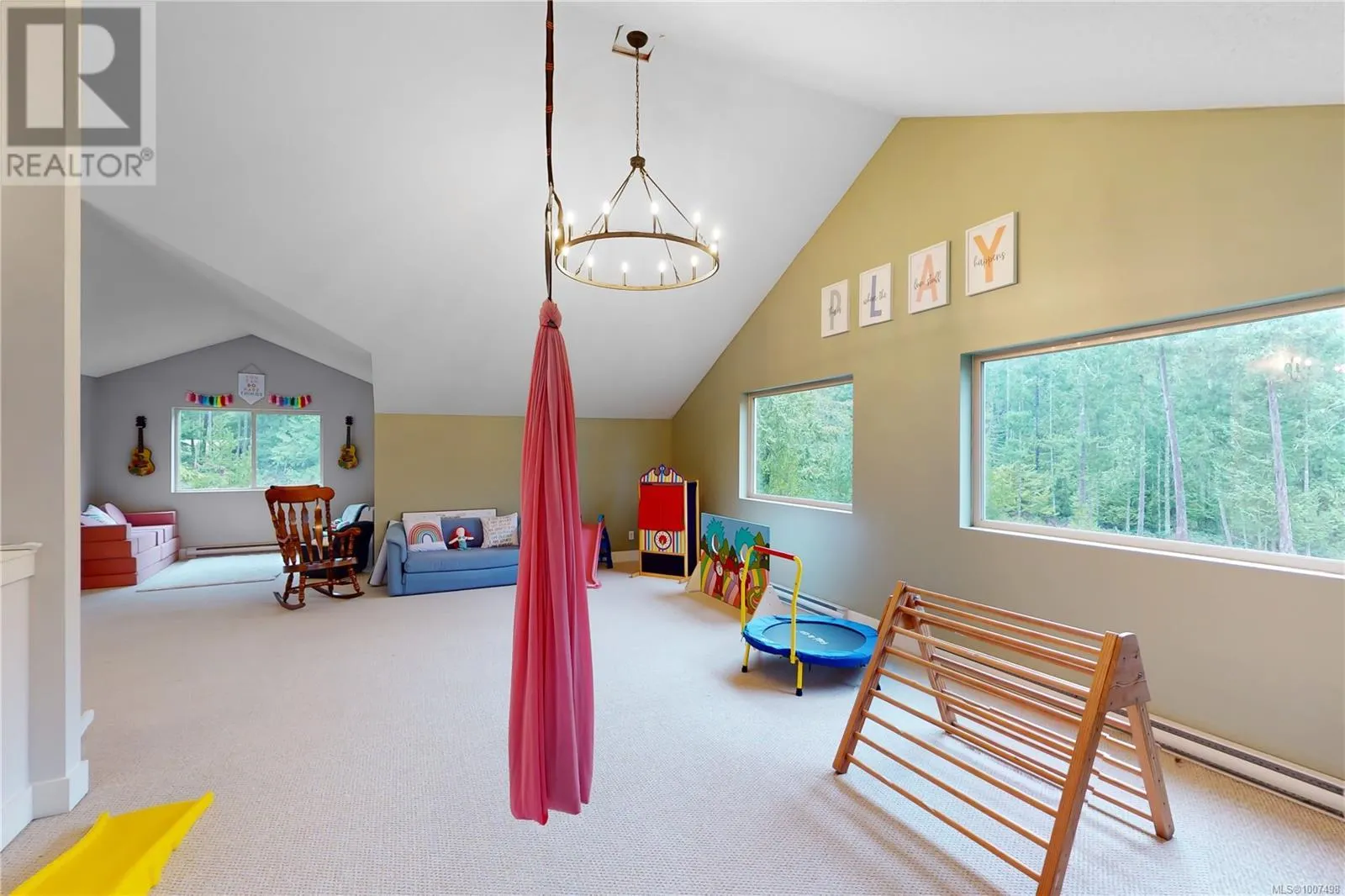907 Hemsworth Rd
