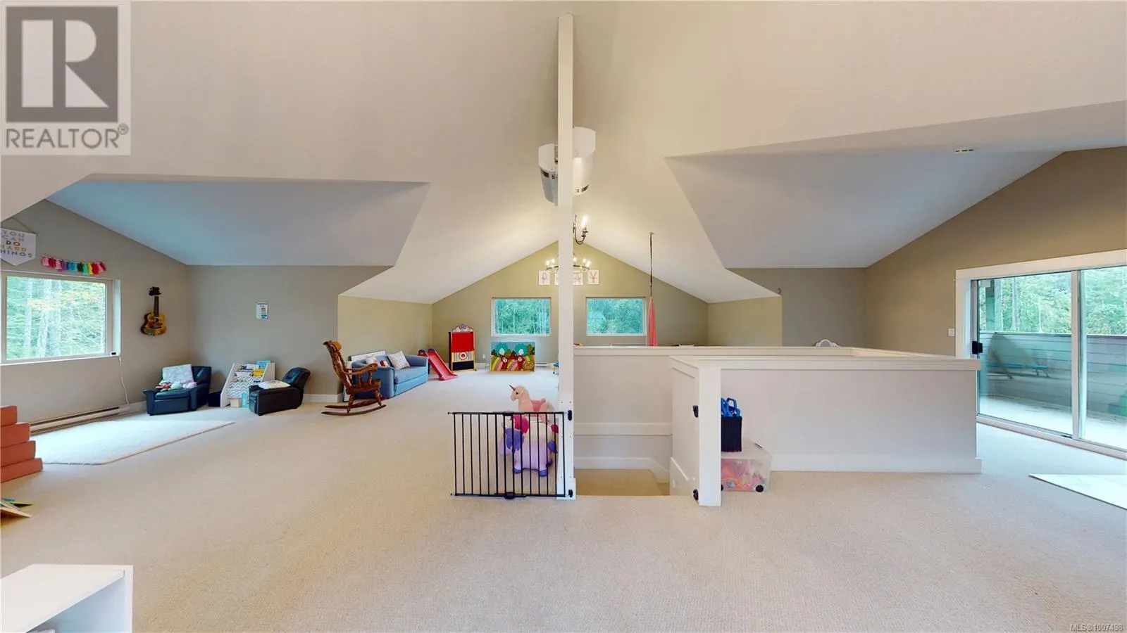 907 Hemsworth Rd