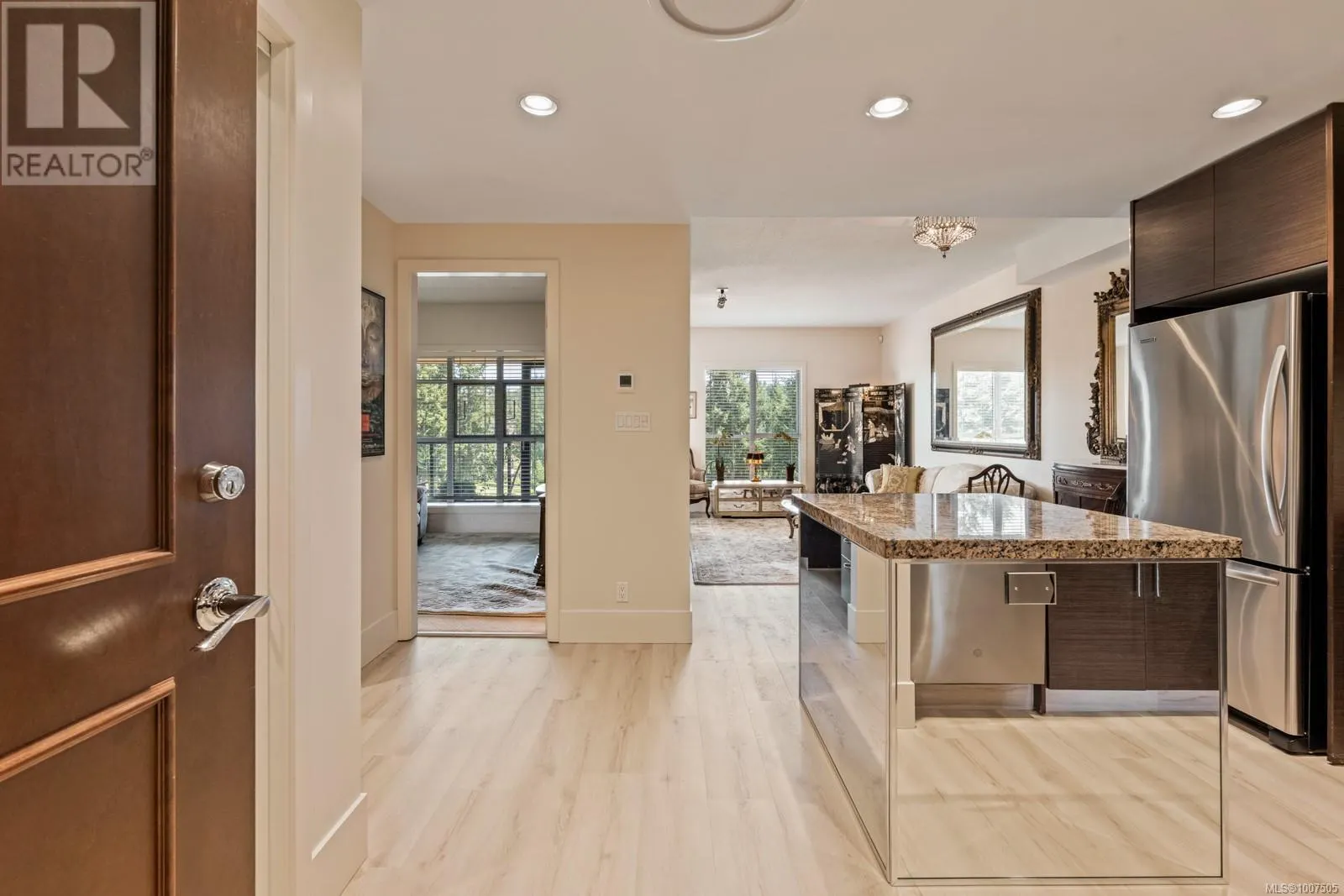 610 1400 Lynburne Pl