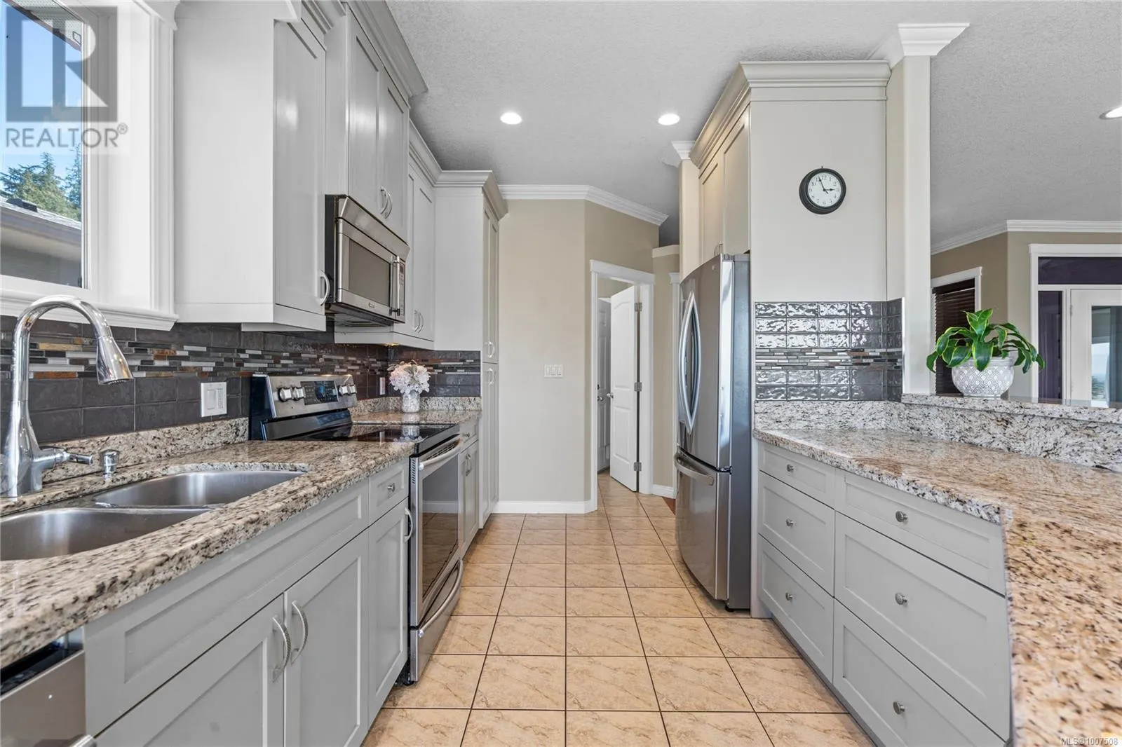 4124 Gulfview Dr