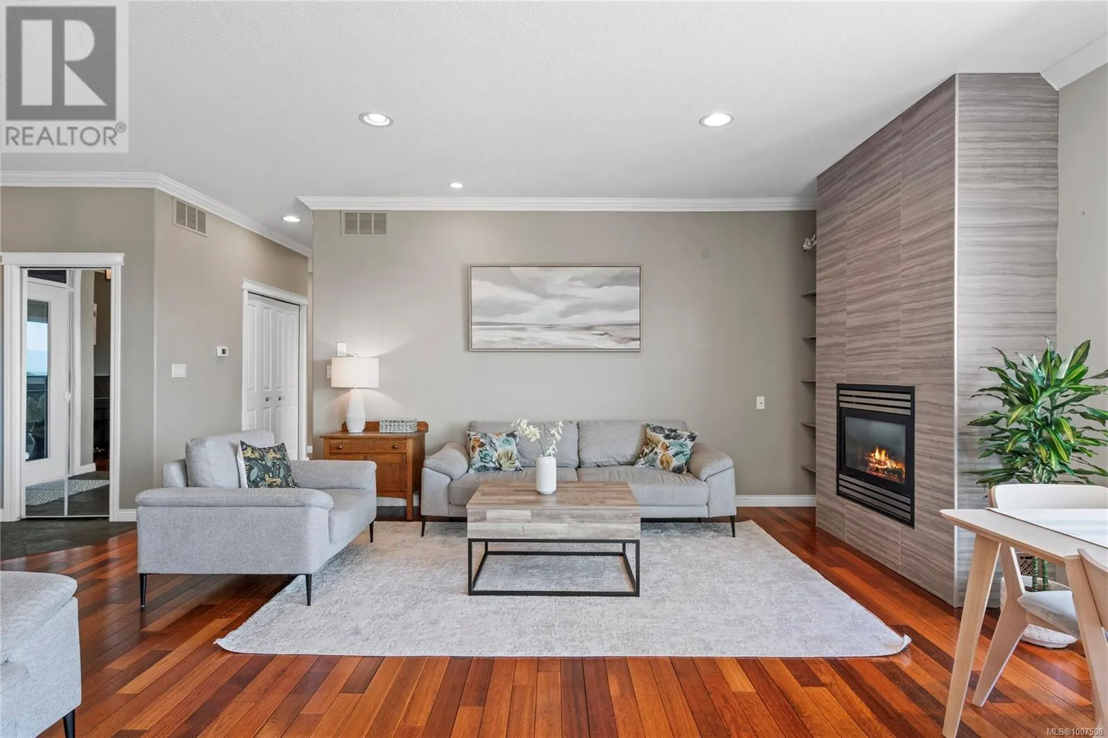 4124 Gulfview Dr