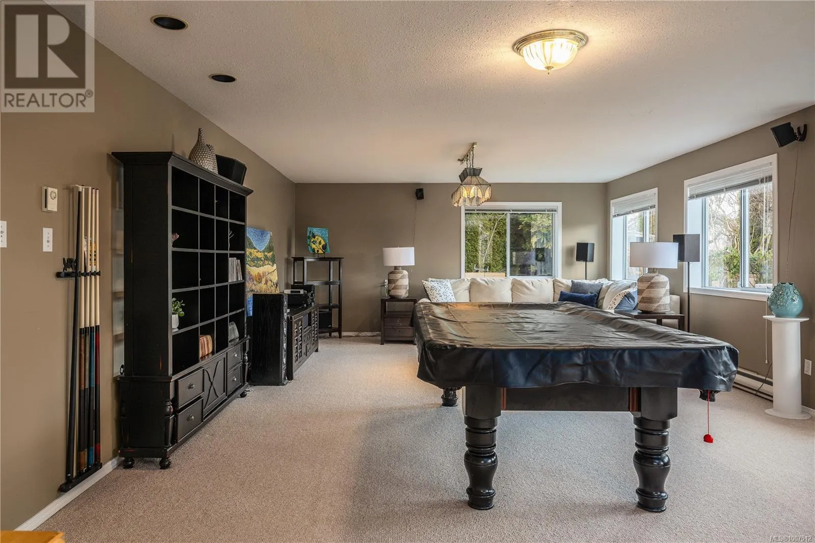 6268 Sechelt Dr