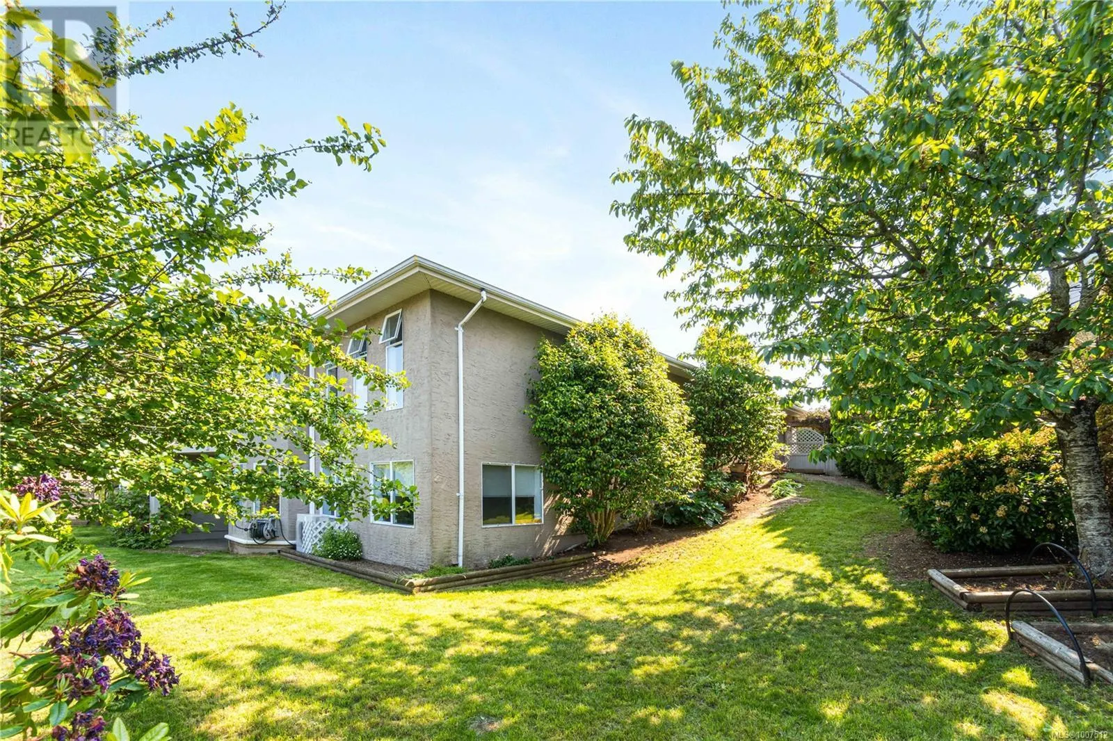 6268 Sechelt Dr