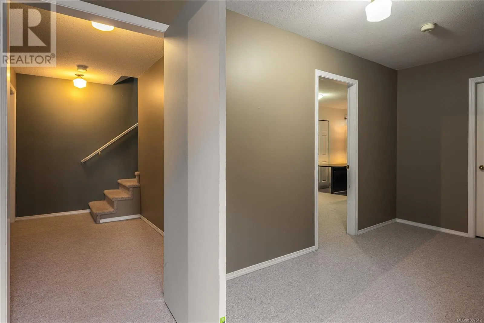 6268 Sechelt Dr